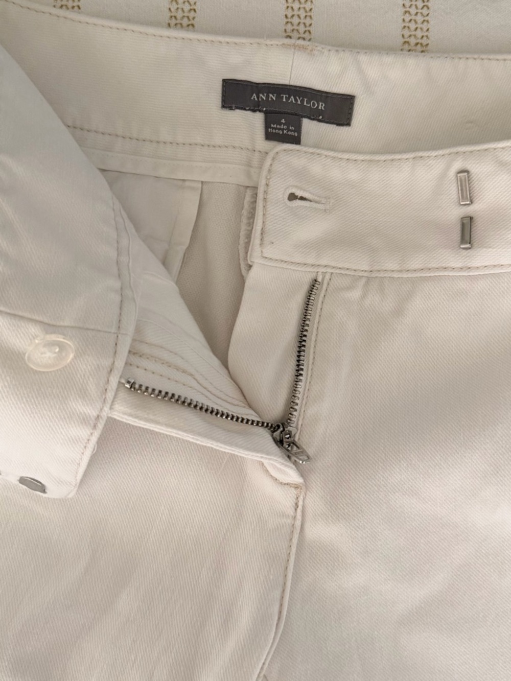 Ann Taylor White Cropped Wide Leg Pants Size 4 Stretch - Picture 5 of 11